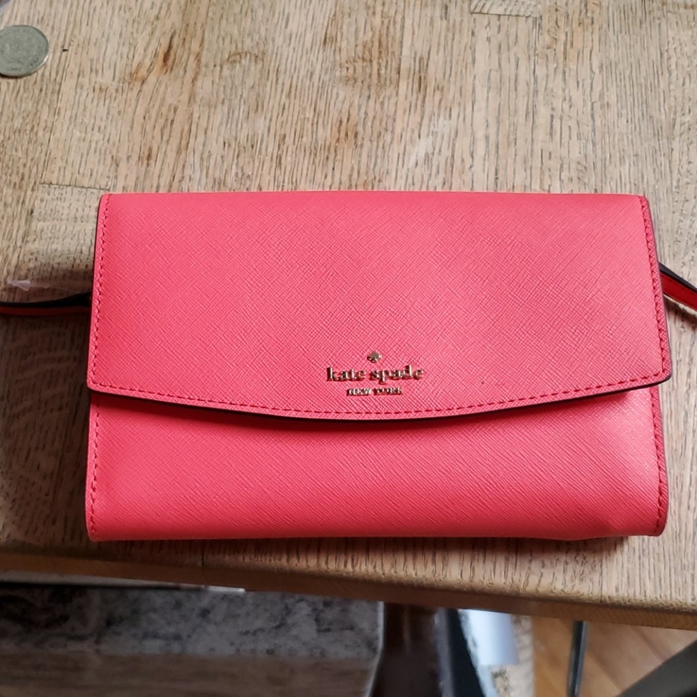 Kate spade Laurrel way winny